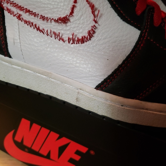 Jordan 1 OG retro Defiant - Picture 2 of 10